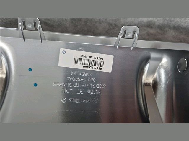 bontott KIA SPORTAGE Hátsó Lökhárító Díszléc