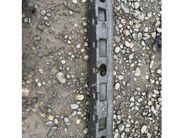 bontott KIA SPORTAGE Hátsó Lökhárító Merevítő (Fém)