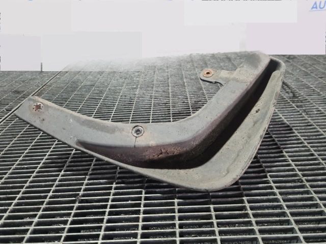 bontott KIA SPORTAGE Hátsó Sárvédő Gumi Pár