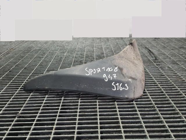 bontott KIA SPORTAGE Hátsó Sárvédő Gumi Pár