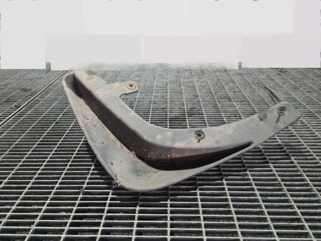 bontott KIA SPORTAGE Hátsó Sárvédő Gumi Pár