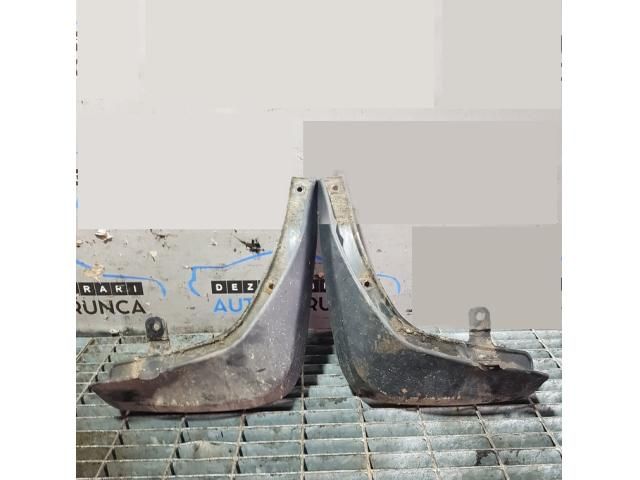 bontott KIA SPORTAGE Hátsó Sárvédő Gumi Pár