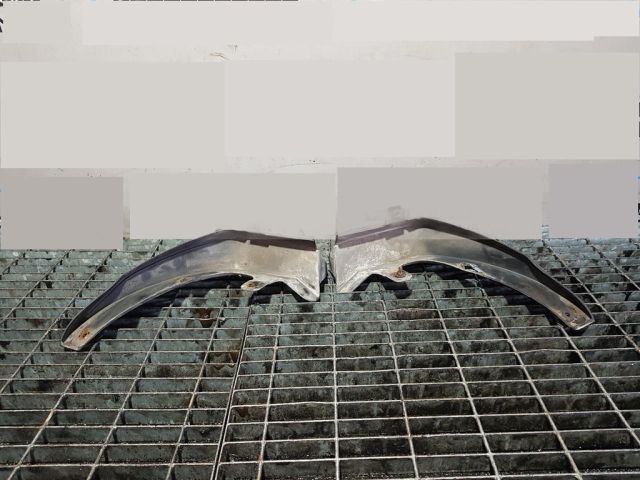 bontott KIA SPORTAGE Hátsó Sárvédő Gumi Pár