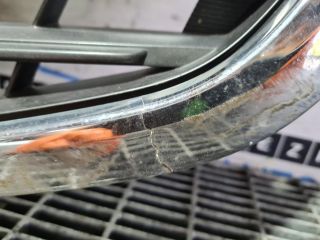 bontott KIA SPORTAGE Hűtőrács