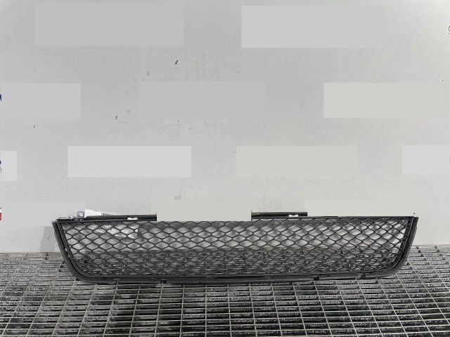 bontott KIA SPORTAGE Hűtőrács