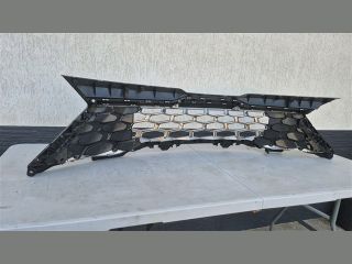 bontott KIA SPORTAGE Hűtőrács