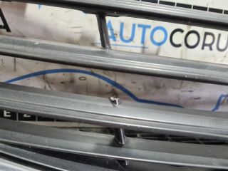 bontott KIA SPORTAGE Hűtőrács