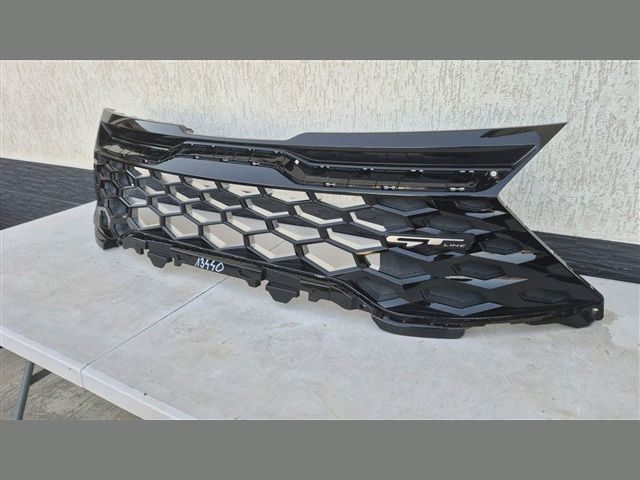 bontott KIA SPORTAGE Hűtőrács