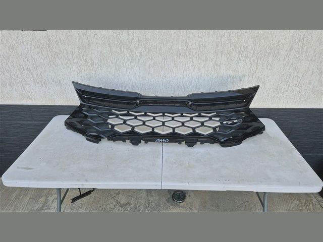 bontott KIA SPORTAGE Hűtőrács