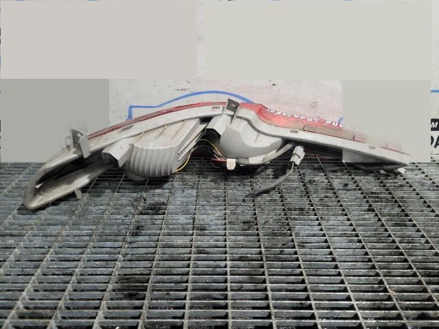 bontott KIA SPORTAGE Jobb Alsó Hátsó Lámpa