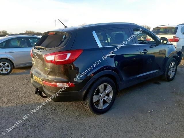 bontott KIA SPORTAGE Jobb C Oszlop Burkolat