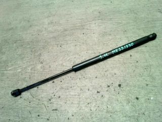 bontott KIA SPORTAGE Jobb Csomagtérajtó Ajtóhatároló