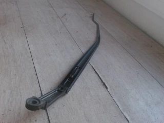 bontott KIA SPORTAGE Jobb első Ablaktörlő Kar