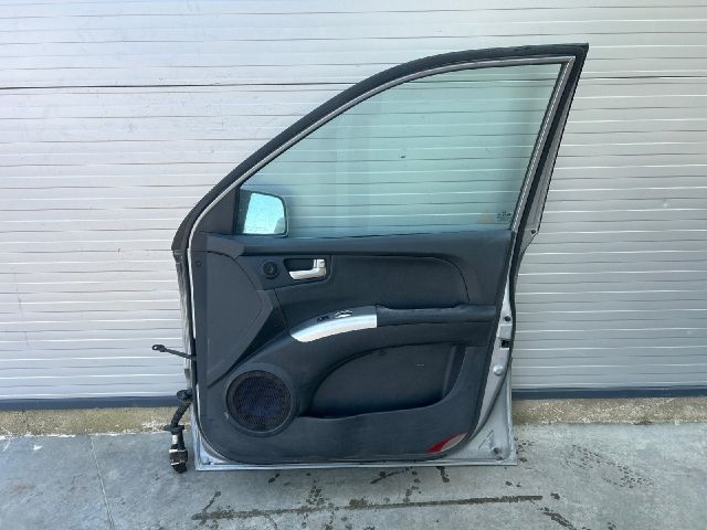 bontott KIA SPORTAGE Jobb első Ajtó (Üres lemez)