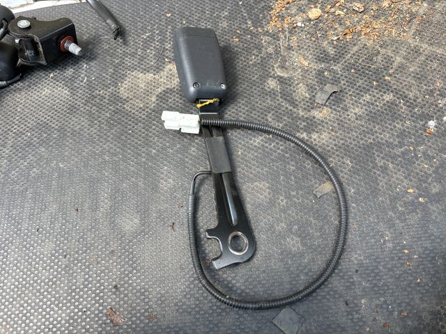 bontott KIA SPORTAGE Jobb első Biztonsági Öv Csat