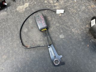 bontott KIA SPORTAGE Jobb első Biztonsági Öv Csat