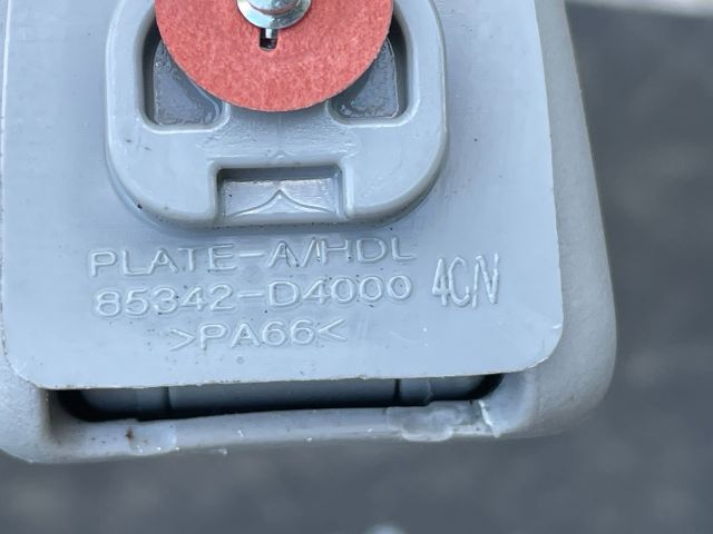 bontott KIA SPORTAGE Jobb első Kapaszkodó (Felső)