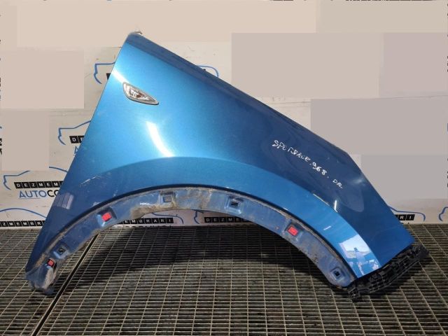 bontott KIA SPORTAGE Jobb első Sárvédő