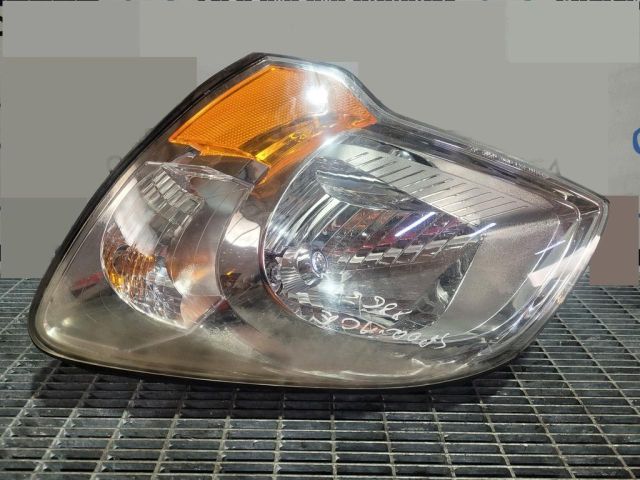 bontott KIA SPORTAGE Jobb Fényszóró