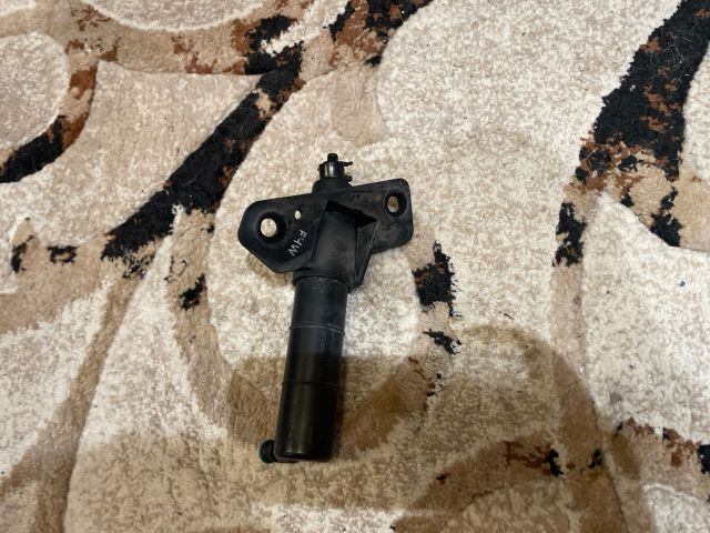 bontott KIA SPORTAGE Jobb Fényszórómosó Fúvóka