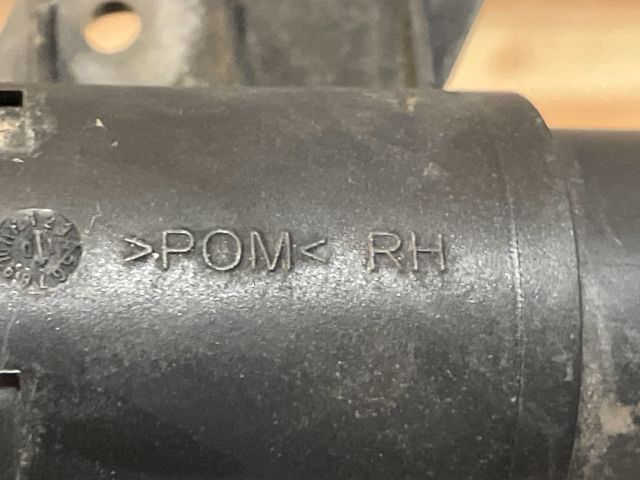 bontott KIA SPORTAGE Jobb Fényszórómosó Fúvóka