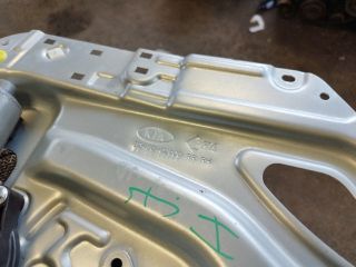 bontott KIA SPORTAGE Jobb hátsó Ablakemelő Szerkezet (Elektromos)