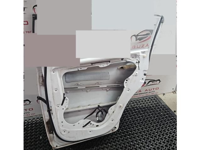 bontott KIA SPORTAGE Jobb hátsó Ajtó (Üres lemez)