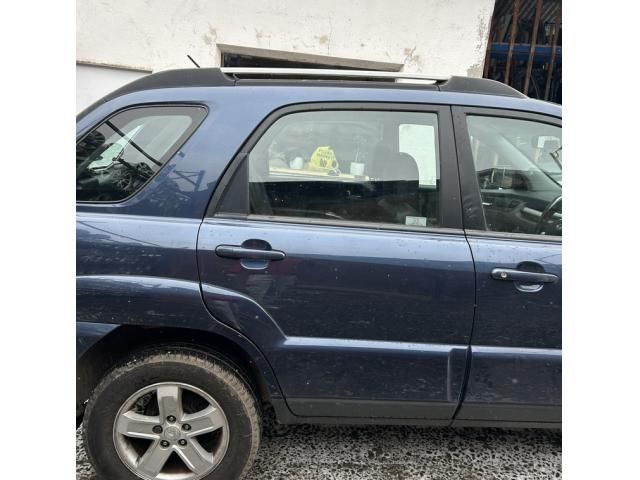 bontott KIA SPORTAGE Jobb hátsó Ajtó (Üres lemez)