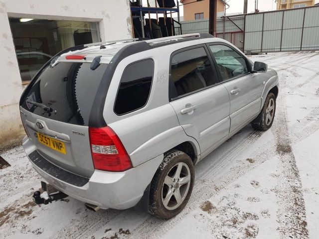 bontott KIA SPORTAGE Jobb hátsó Ajtó (Üres lemez)