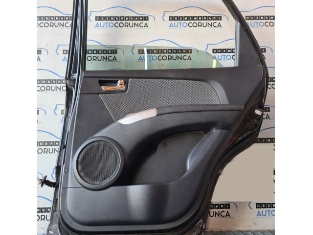 bontott KIA SPORTAGE Jobb hátsó Ajtó (Üres lemez)