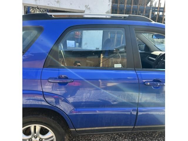 bontott KIA SPORTAGE Jobb hátsó Ajtó (Üres lemez)