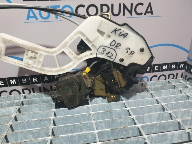 bontott KIA SPORTAGE Jobb hátsó Ajtózár