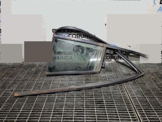 bontott KIA SPORTAGE Jobb hátsó Fixüveg (Ajtóban)