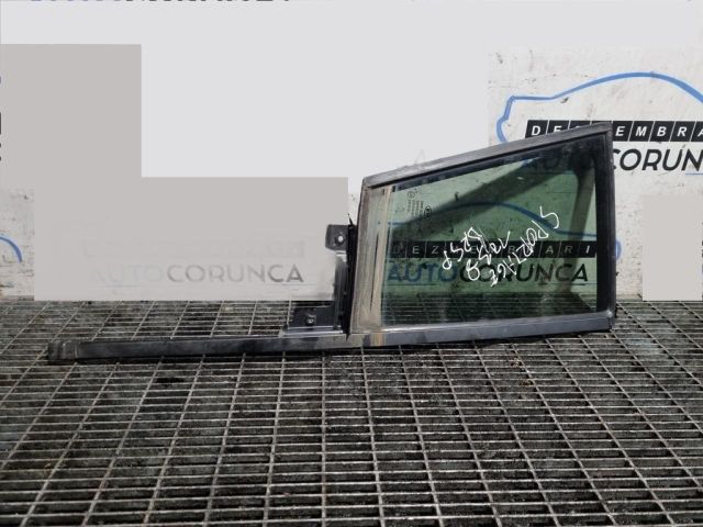 bontott KIA SPORTAGE Jobb hátsó Fixüveg (Ajtóban)