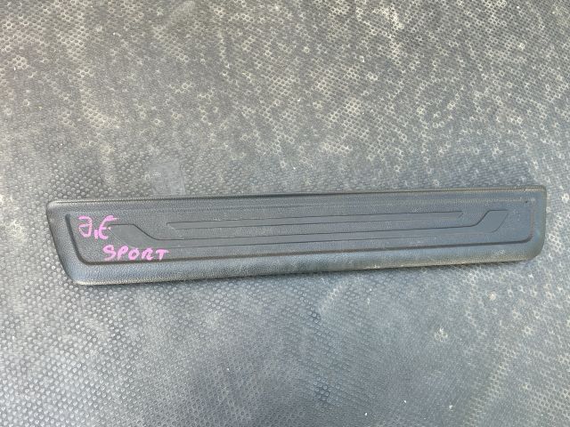 bontott KIA SPORTAGE Jobb hátsó Küszöb Díszléc