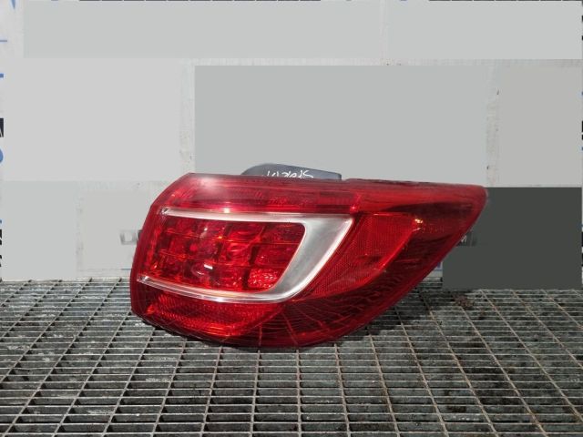 bontott KIA SPORTAGE Jobb Hátsó Lámpa