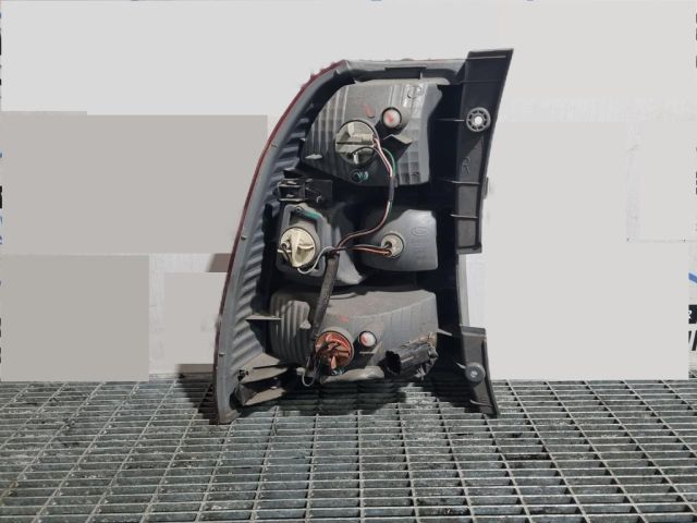 bontott KIA SPORTAGE Jobb Hátsó Lámpa