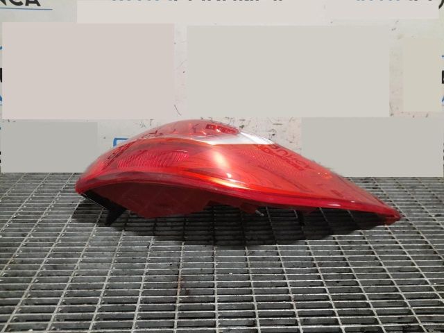 bontott KIA SPORTAGE Jobb Hátsó Lámpa