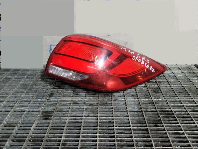 bontott KIA SPORTAGE Jobb Hátsó Lámpa
