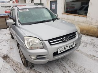 bontott KIA SPORTAGE Jobb hátsó Sárvédő Díszléc