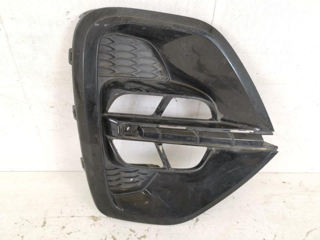 bontott KIA SPORTAGE Jobb Ködlámpa Rács