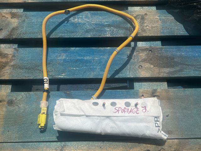 bontott KIA SPORTAGE Jobb Oldallégzsák