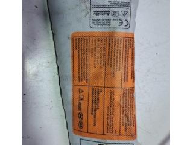 bontott KIA SPORTAGE Jobb Oldallégzsák