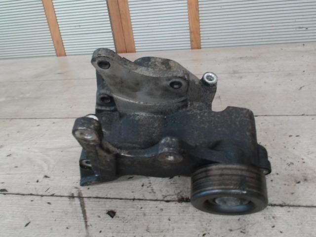 bontott KIA SPORTAGE Klíma Tartó Bak