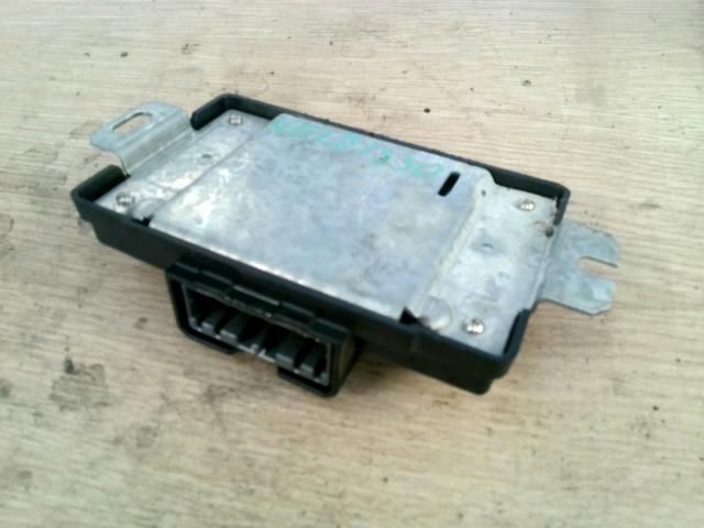 bontott KIA SPORTAGE Komfort Elektronika