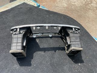 bontott KIA SPORTAGE Multifunkciós Kijelző Keret