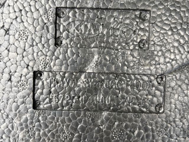 bontott KIA SPORTAGE Pótkerék Szerszámtartó