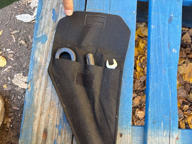 bontott KIA SPORTAGE Szerszámkészlet