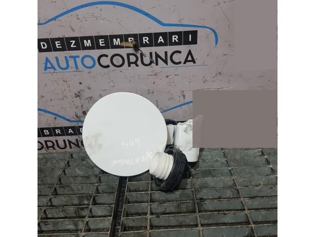 bontott KIA SPORTAGE Tankajtó