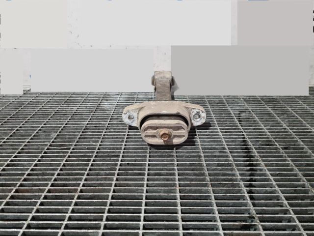 bontott KIA SPORTAGE Tartó Bak